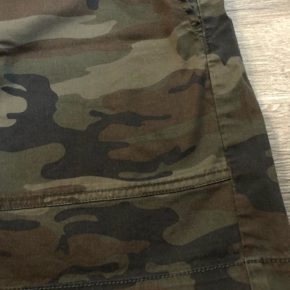 Sanctuary Camo Print Paperbag Waist Shorts - Picture 6 of 8
